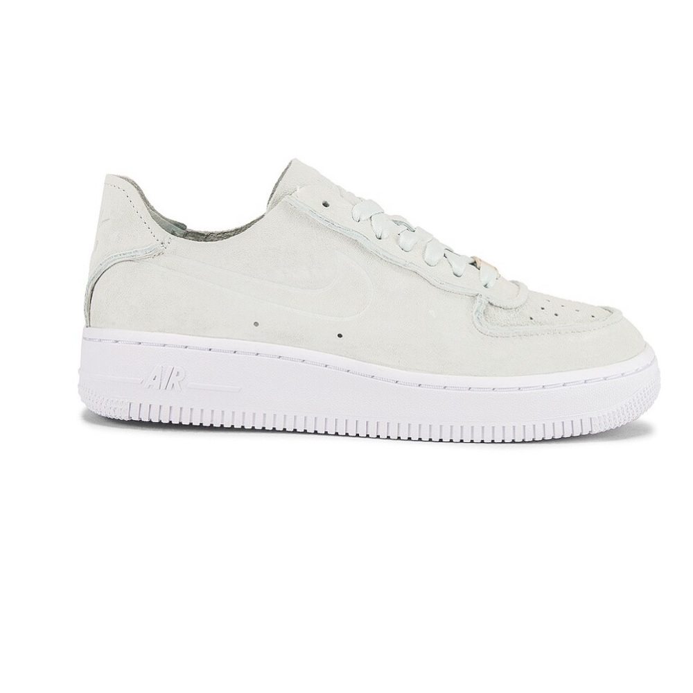 Air Force 1'07 Deconstructed Sneaker
